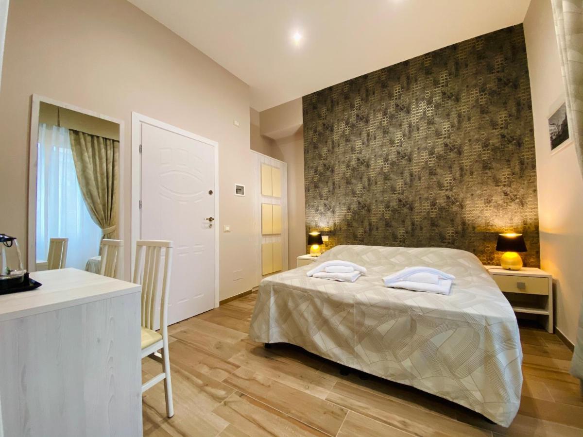 Hotelier 51 2* Roma